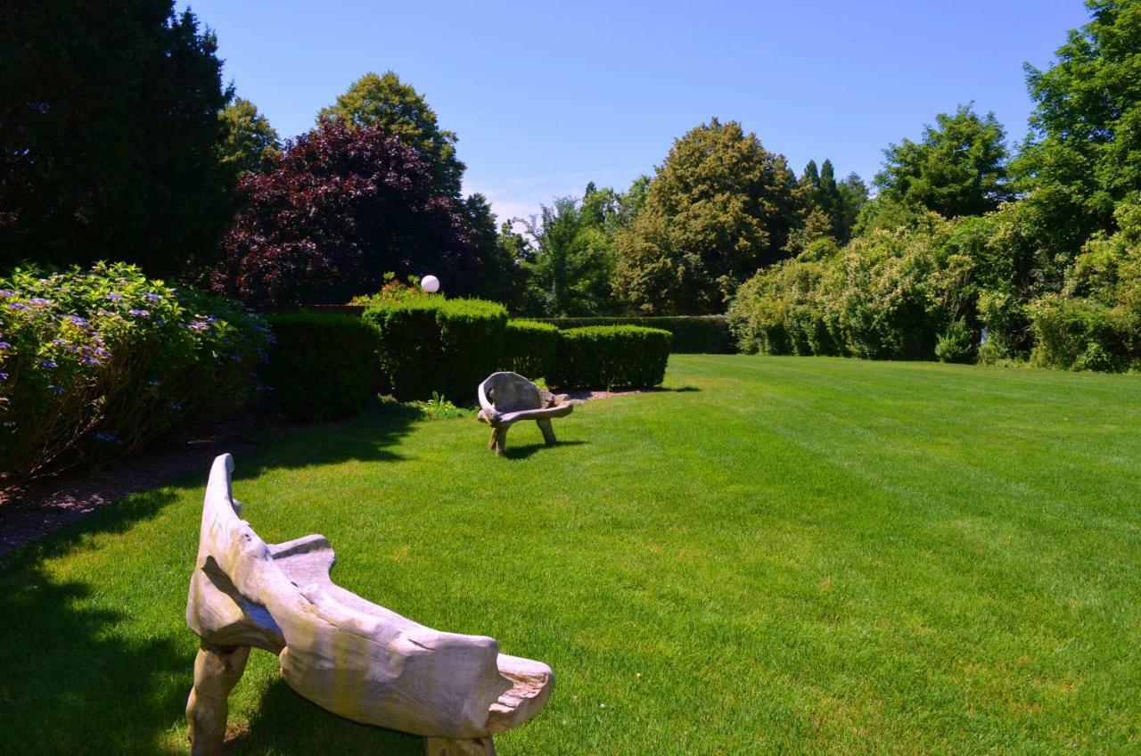 Southampton Inn Екстер'єр фото